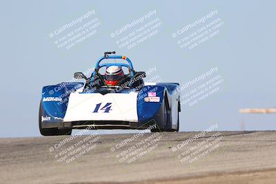 media/Oct-26-2025-CalClub SCCA (Sun) [[8ce1e69566]]/Group 6/Grapevine/